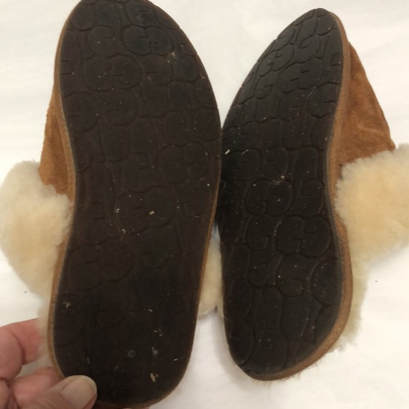 Ugg Slippers Scuffettes  size 7 - Picture 3 of 5